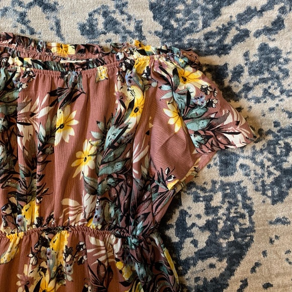 Off-The-Shoulder Tropical Sundress - Picture 5 of 7